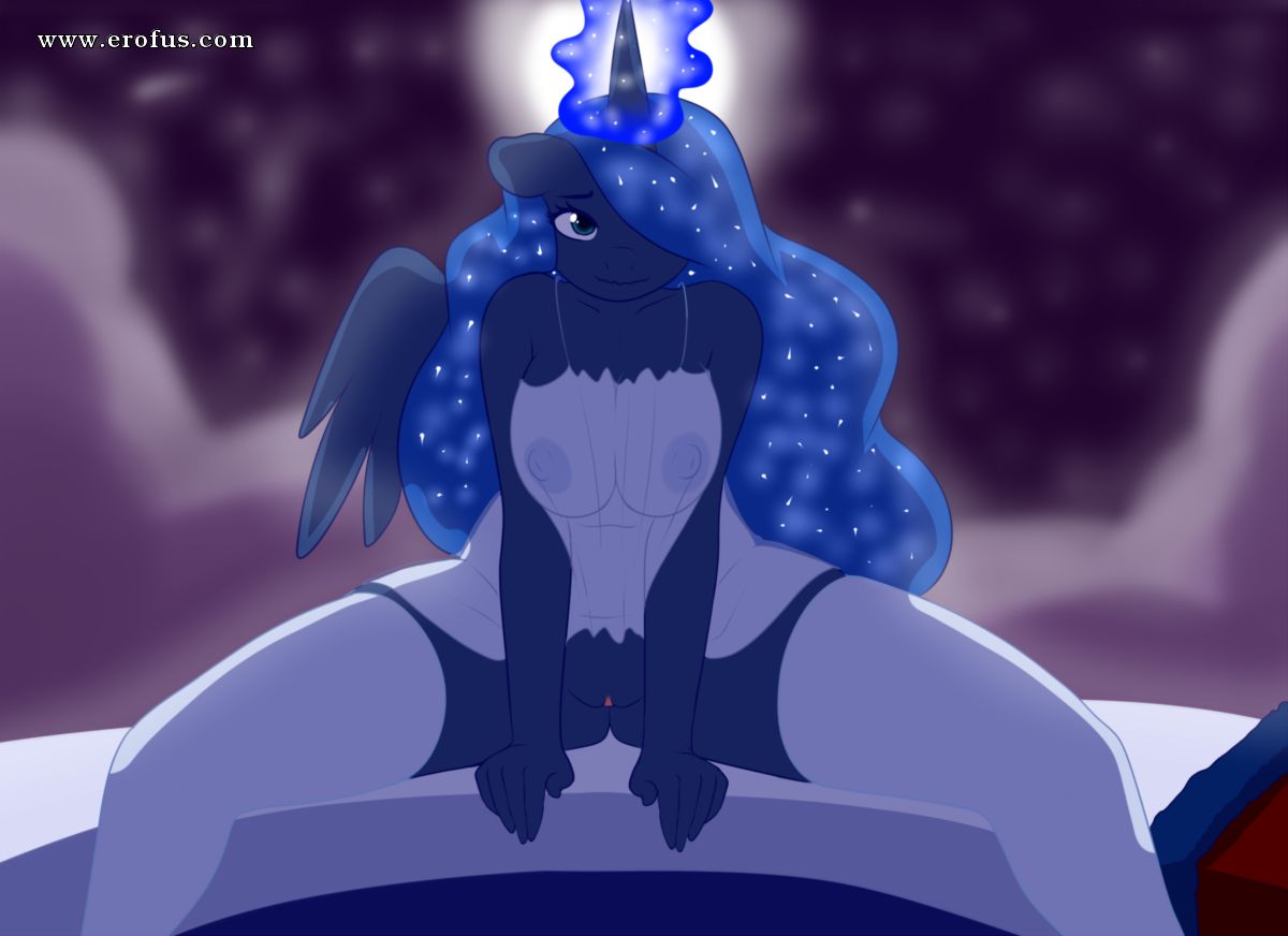 picture 35_Luna_Selfie_3.png